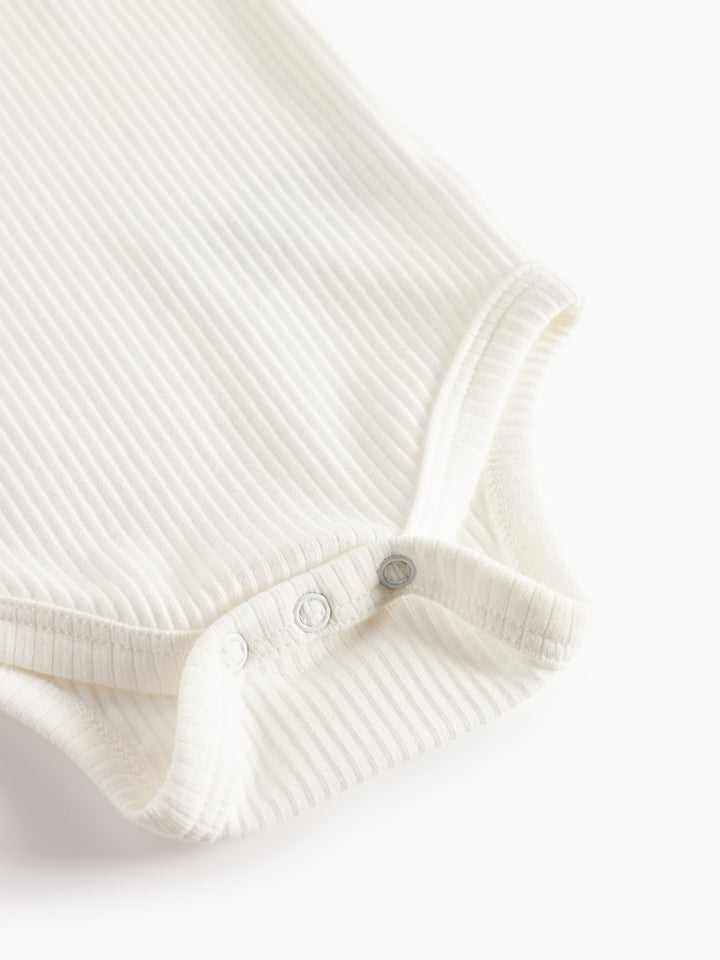 Modal body, Gentle White