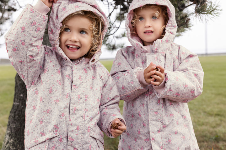 Osak vetrarjakki, Flowerbed