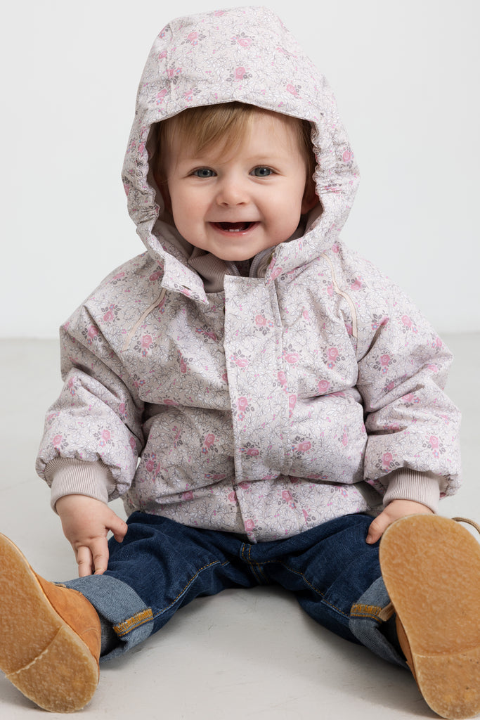 Osak vetrarjakki, Flowerbed