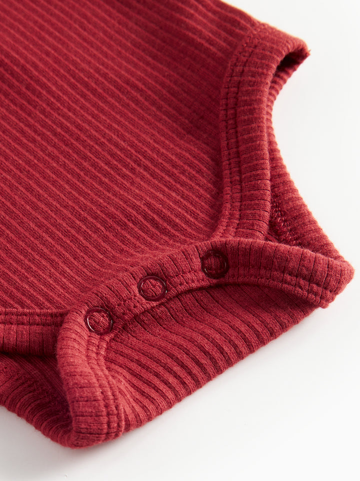 Modal body, Hibiscus Red