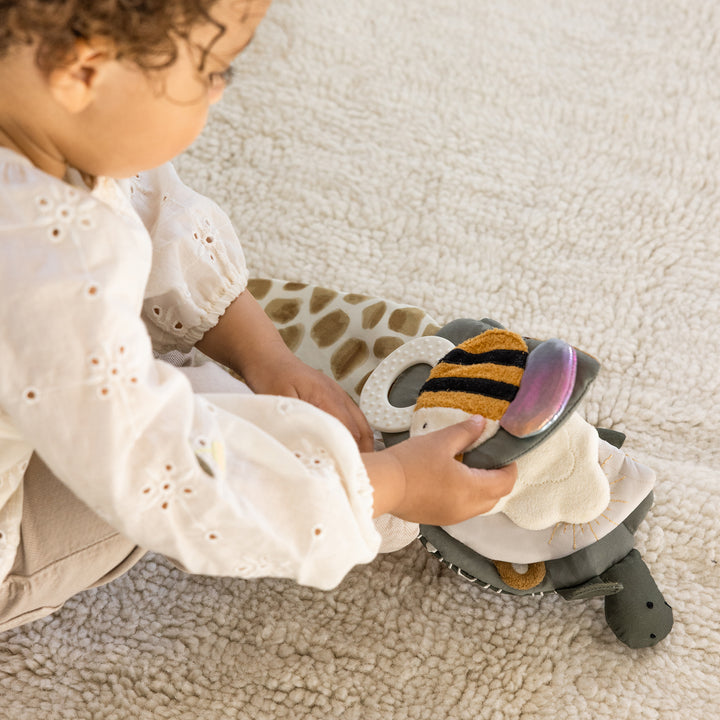 Turbo the Turtle leikfangabók