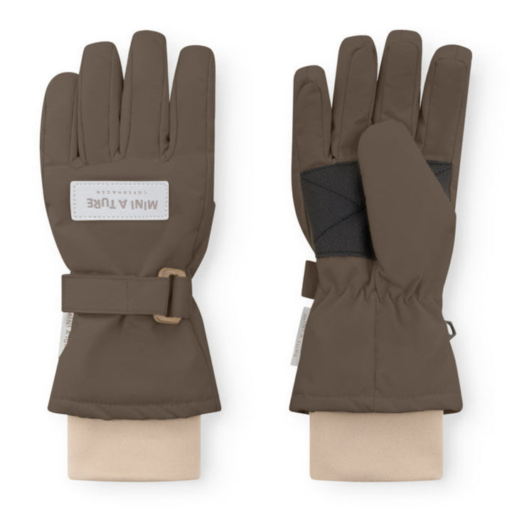 Celio vetrarhanskar, Tarmac Green