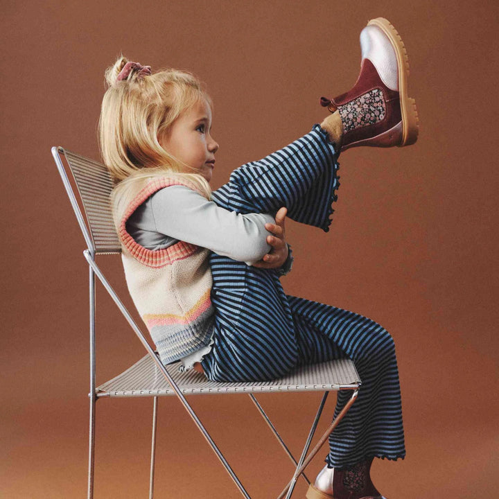 Ela buxur, Bright Blue