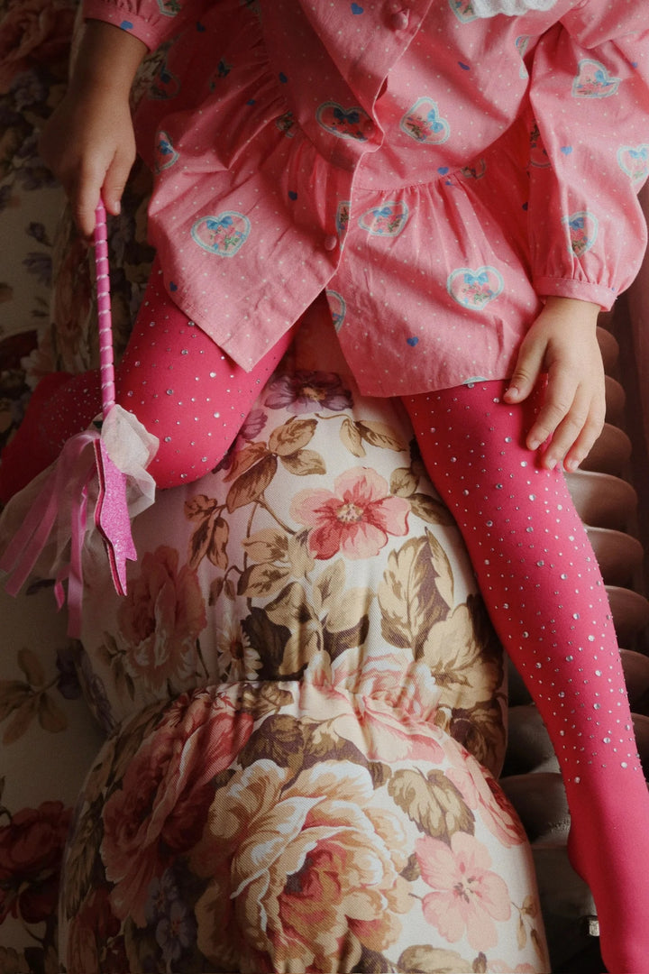 Sokkabuksur, Amour Pink