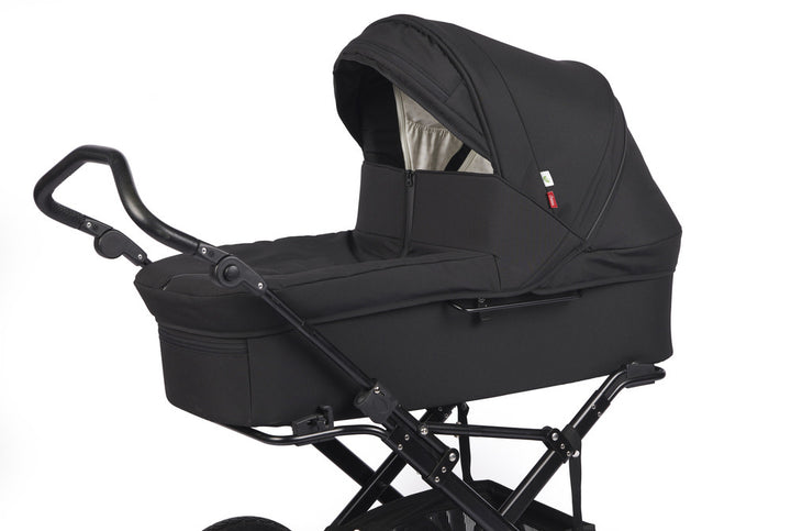 North barnavagn, Black