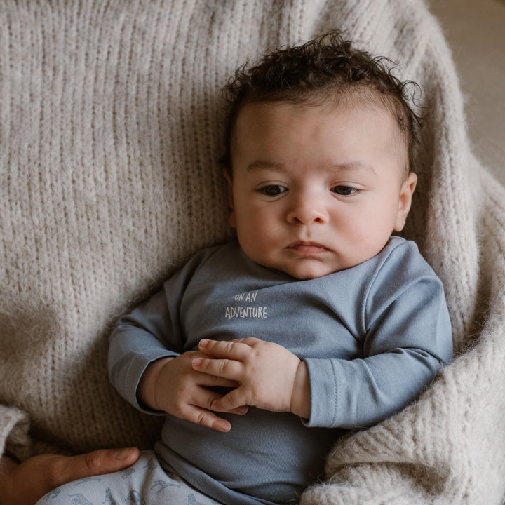 Fatasett, Faded Blue