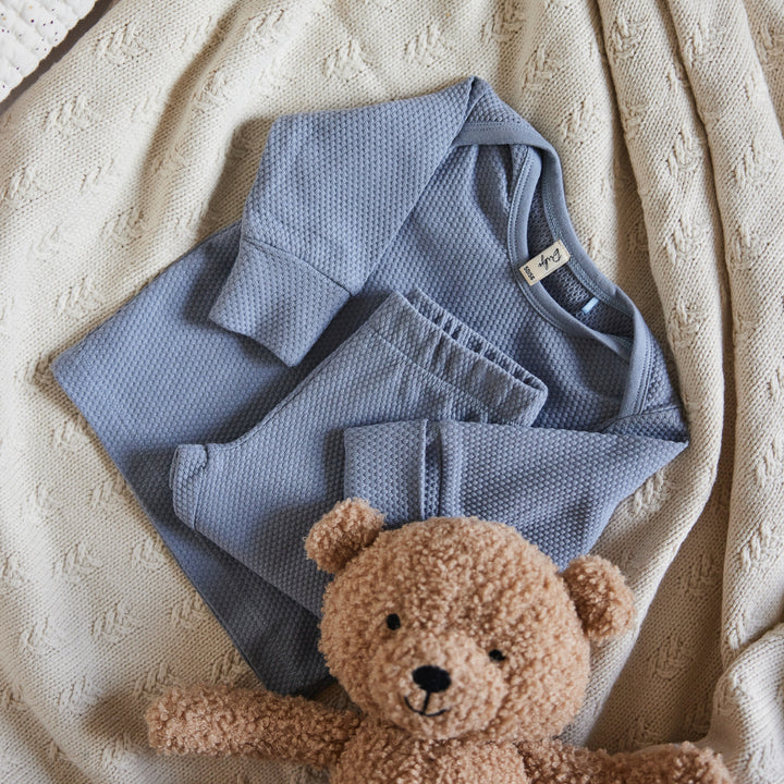 Fatasett, Faded Blue