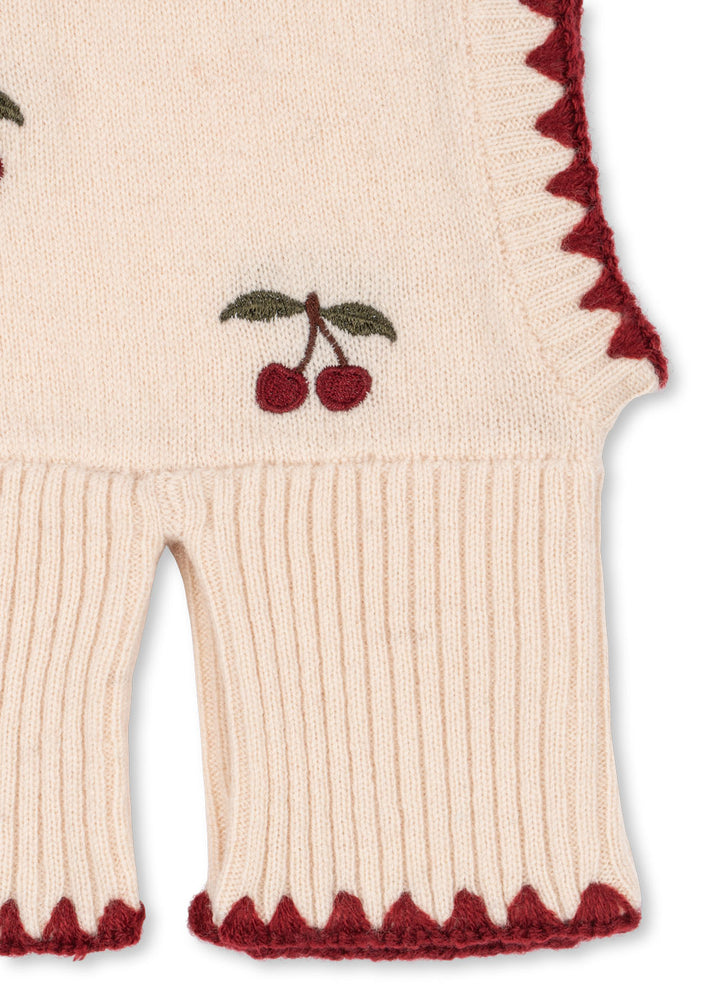 Collette brølapa, Cherry