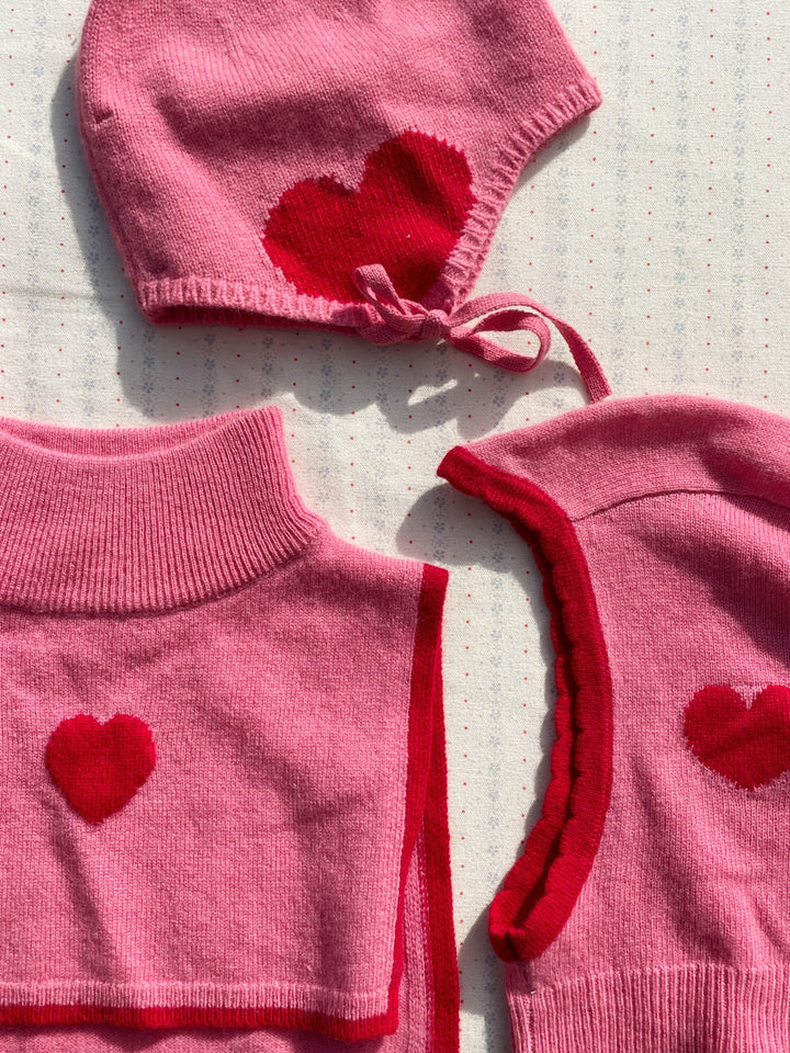 Collette brølapa, Pink