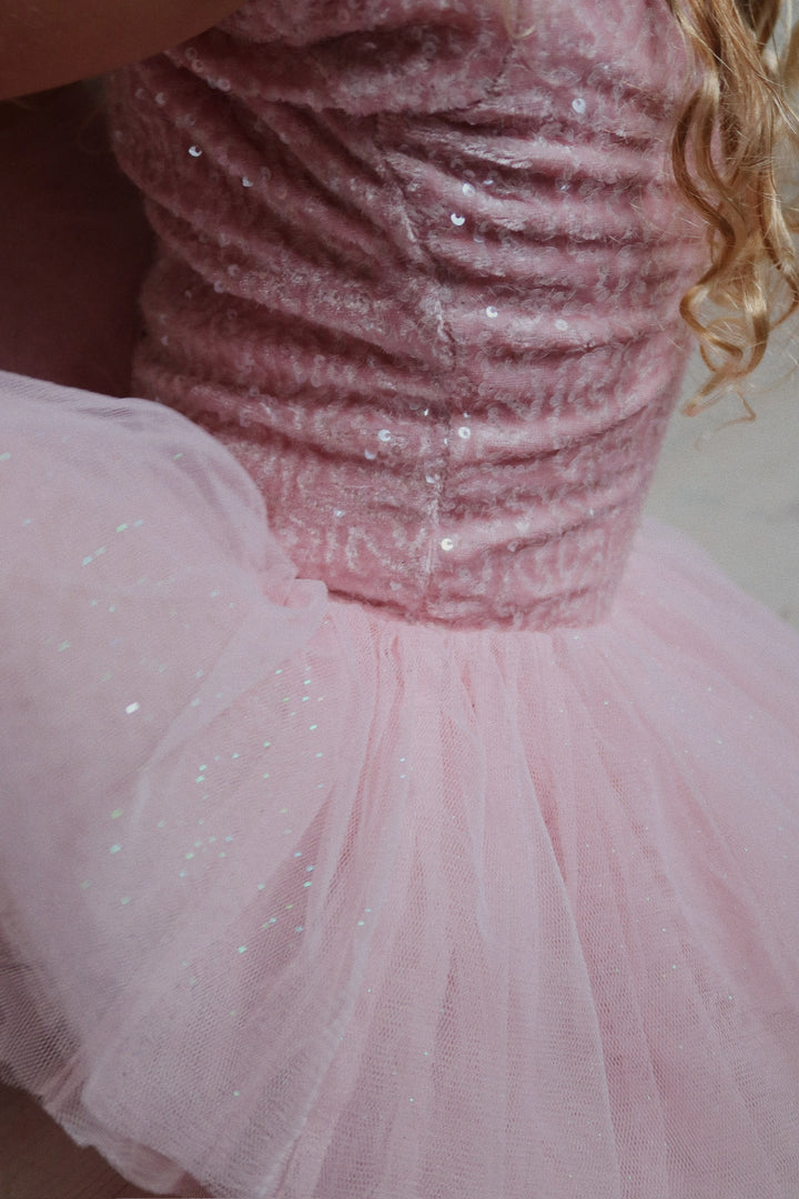 Ballerina kjóli, Ash Rose