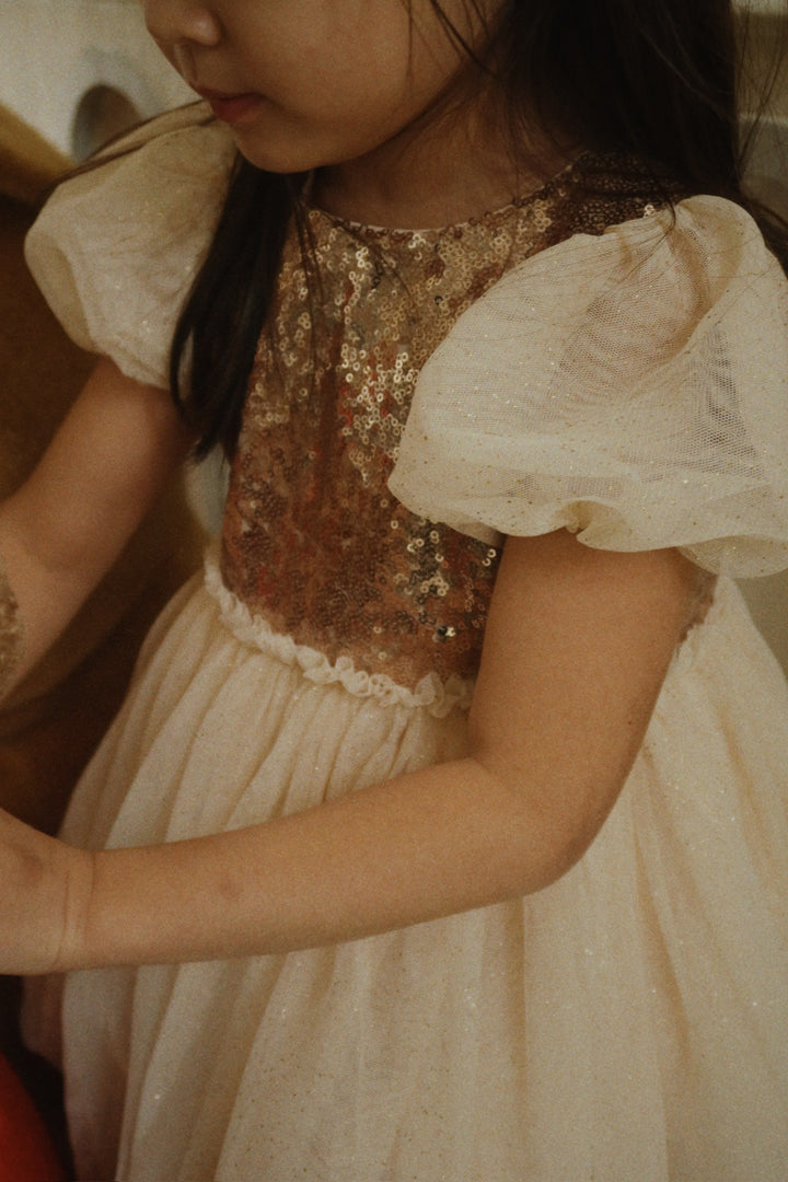 Mei kjóli, Brazillian Sand