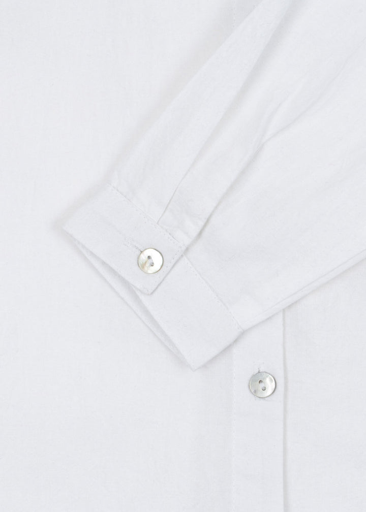 Ray skjúrta, Optic White