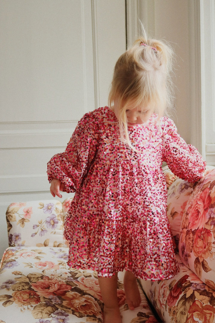 Lila kjóli, Sparkling Sangria