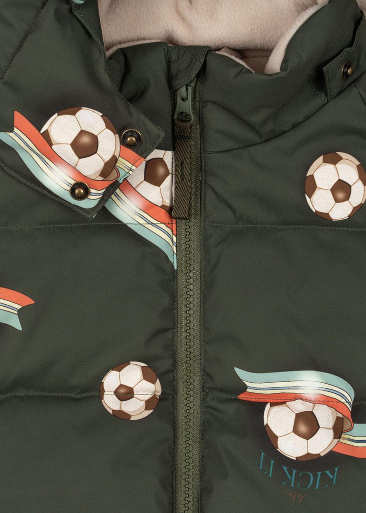 Nuka vetrarjakki, Kick It