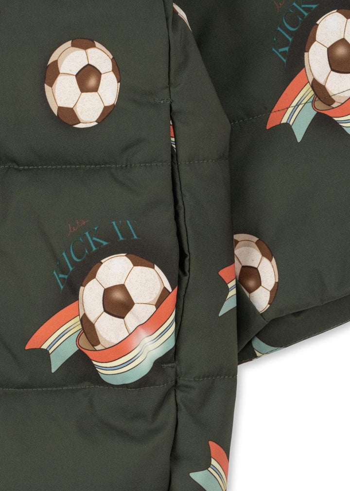 Nuka vetrarjakki, Kick It