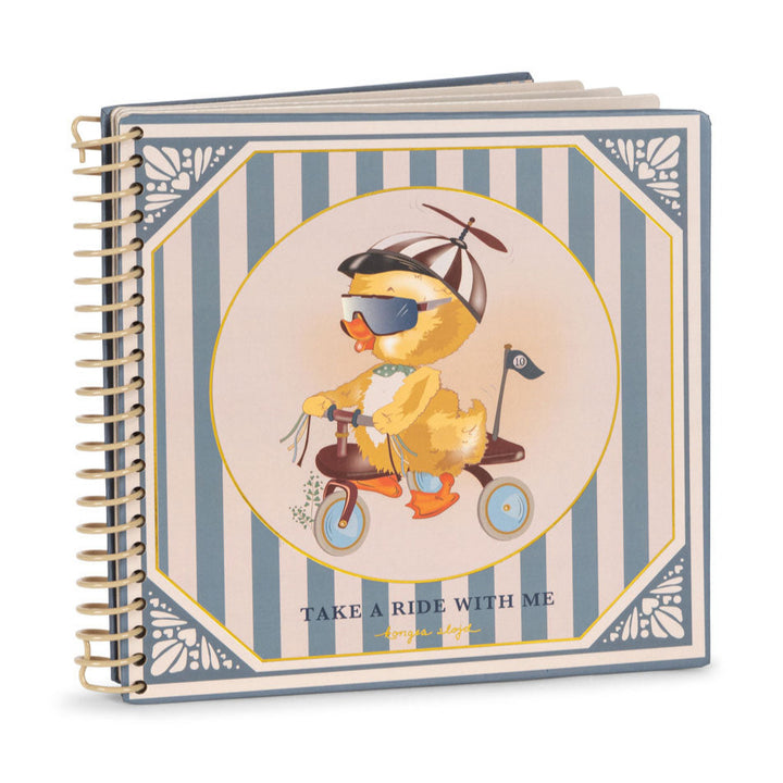 Magic Water Book, Duckling