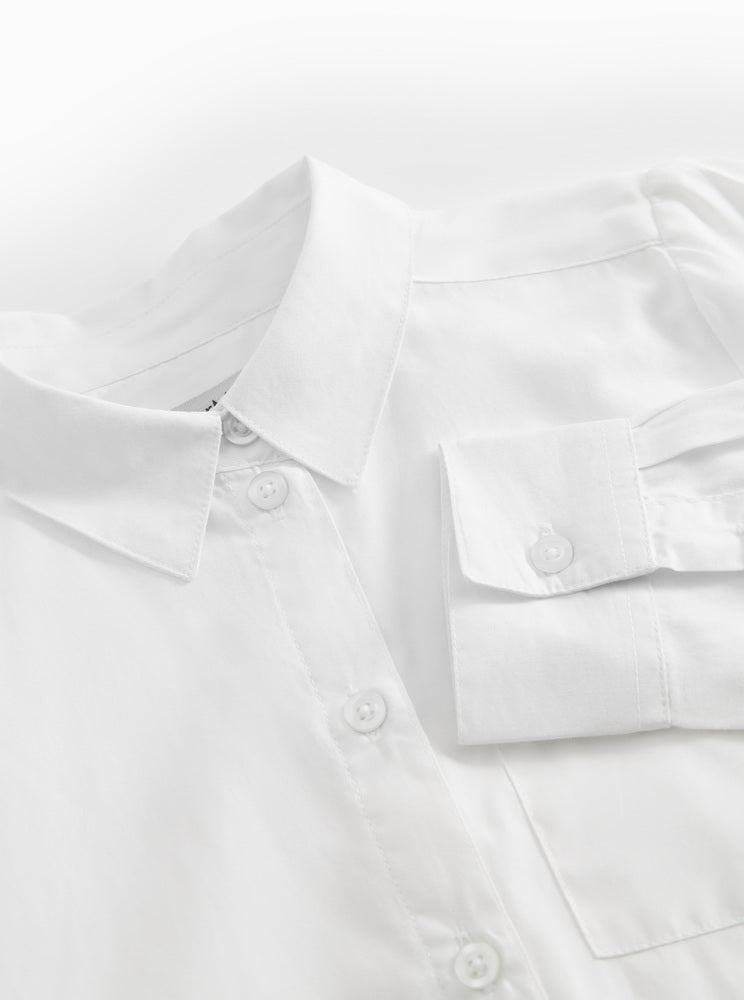 Tommy skjúrta, White