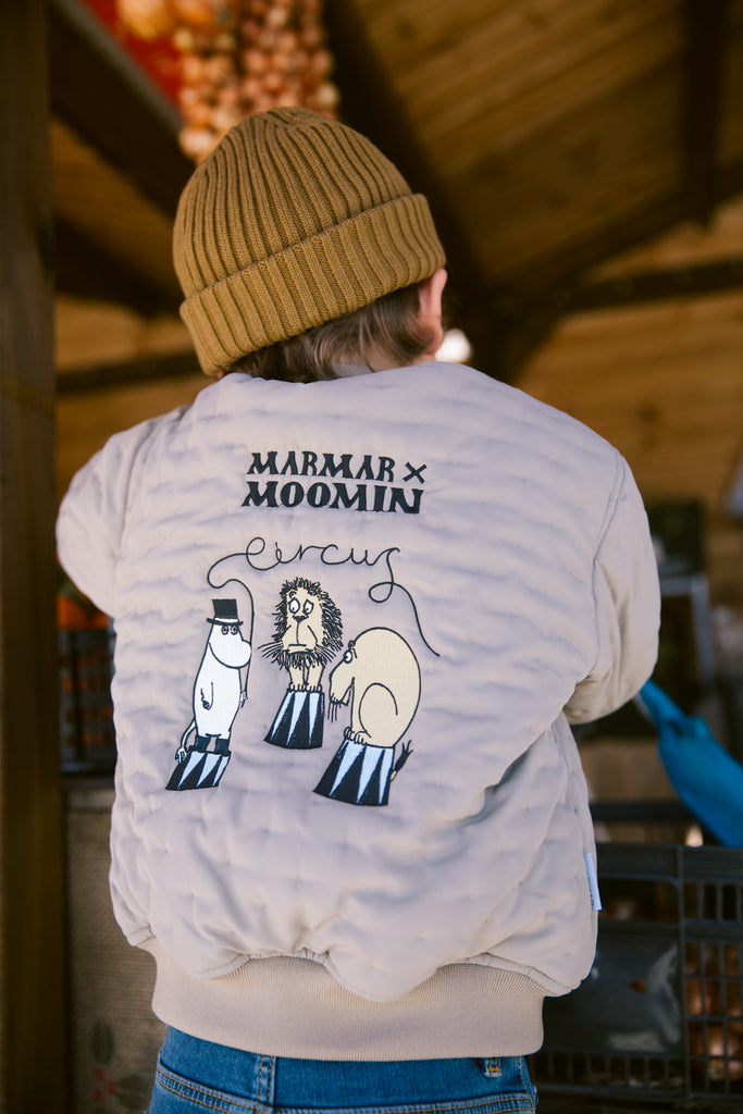 Oki termojakki, Olive Stone