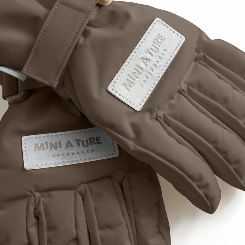 Celio handskar, Tarmac Green