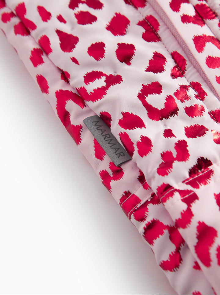 Ozai termodrakt, Poppy Leo