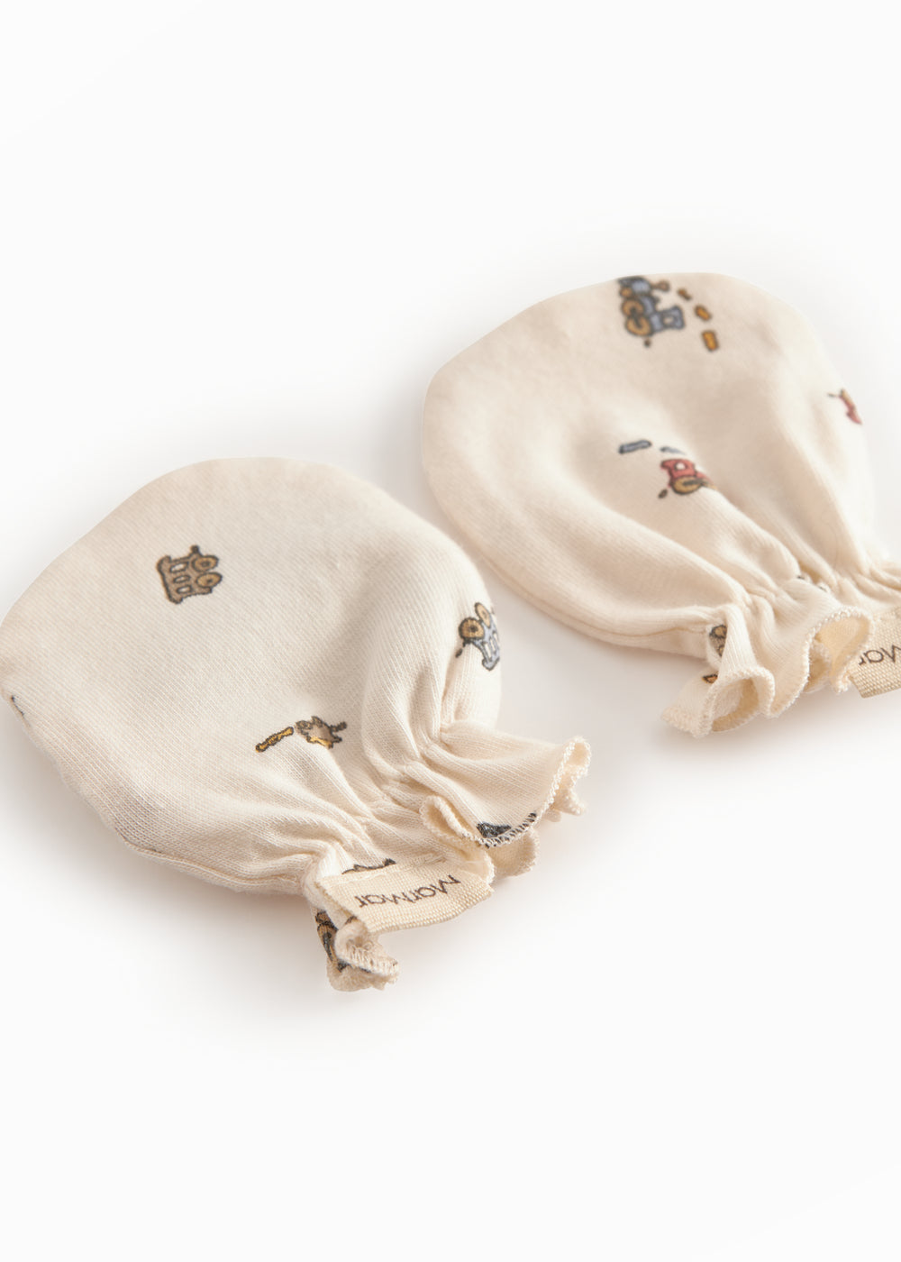 Smábarnavøttir, Trains