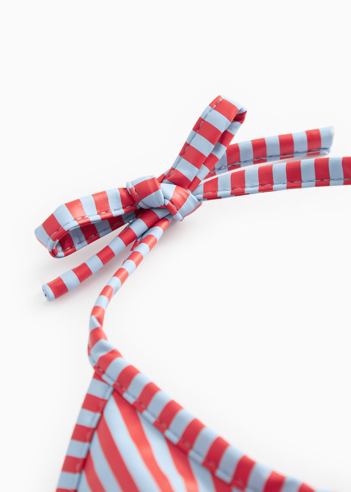 Bringuklútur, Blue Red Stripes