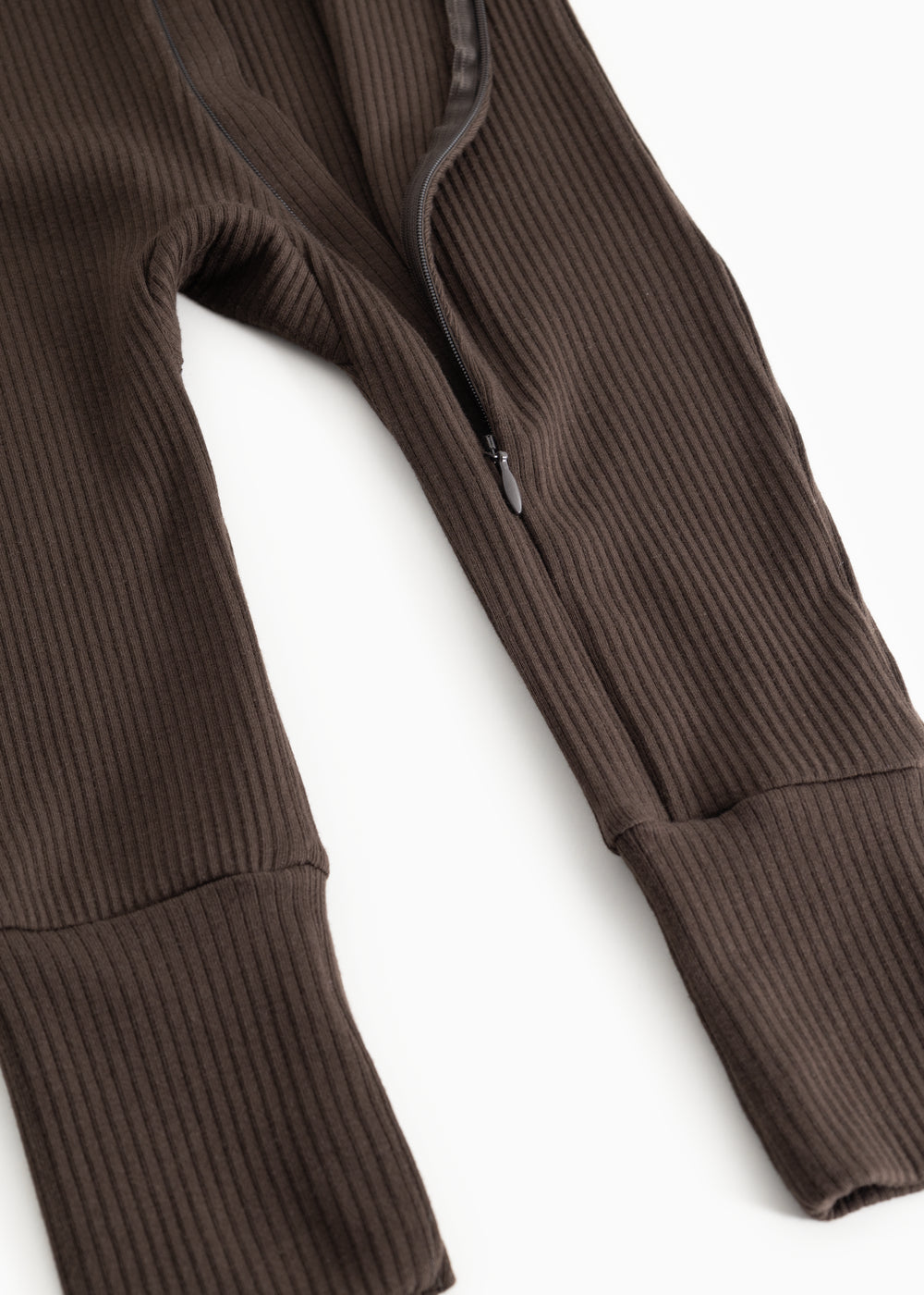 Modal drakt, Dark Roast