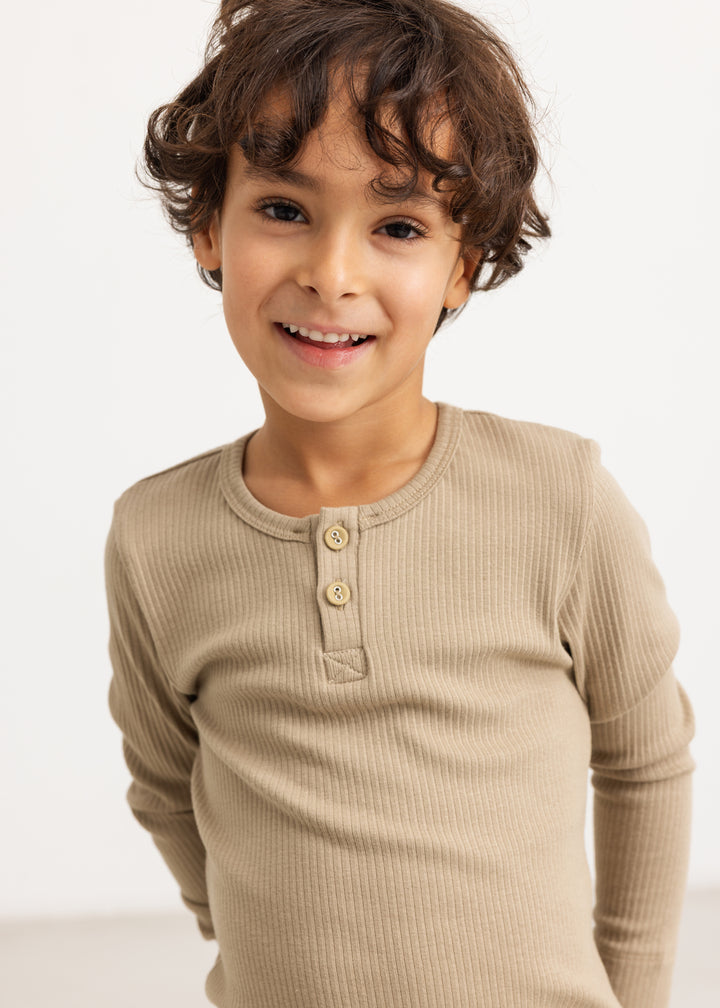 Modal blusa, Muddy