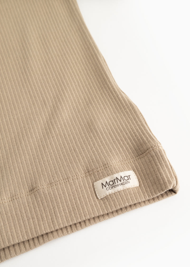 Modal blusa, Muddy