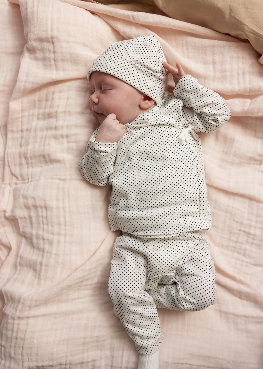 Belita body, Tiny Dots