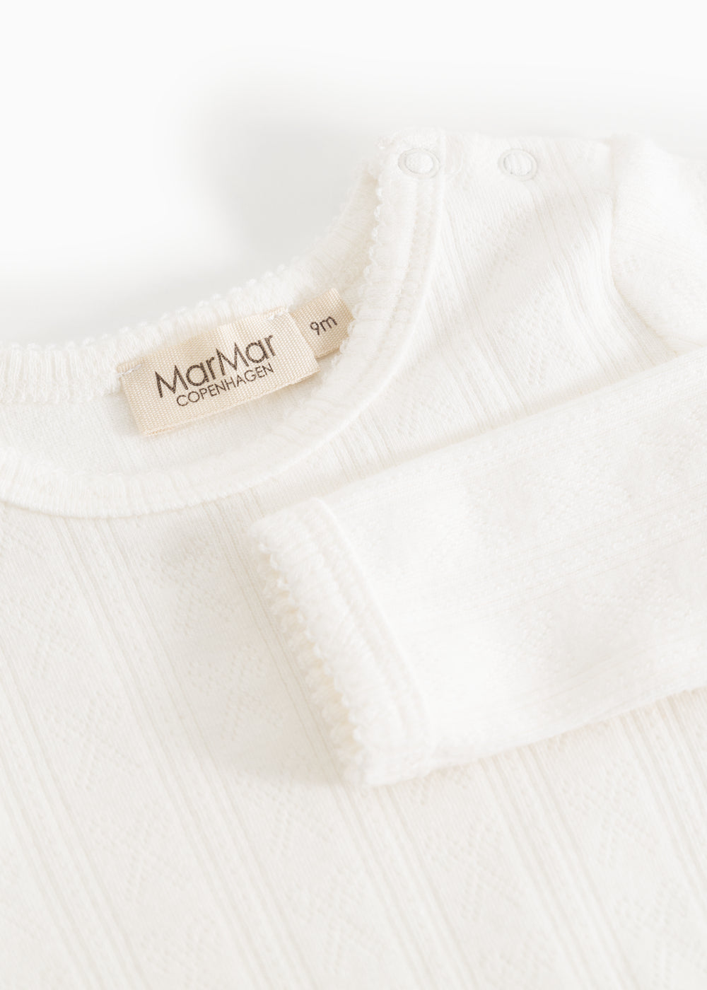 Benedicte body, Gentle White