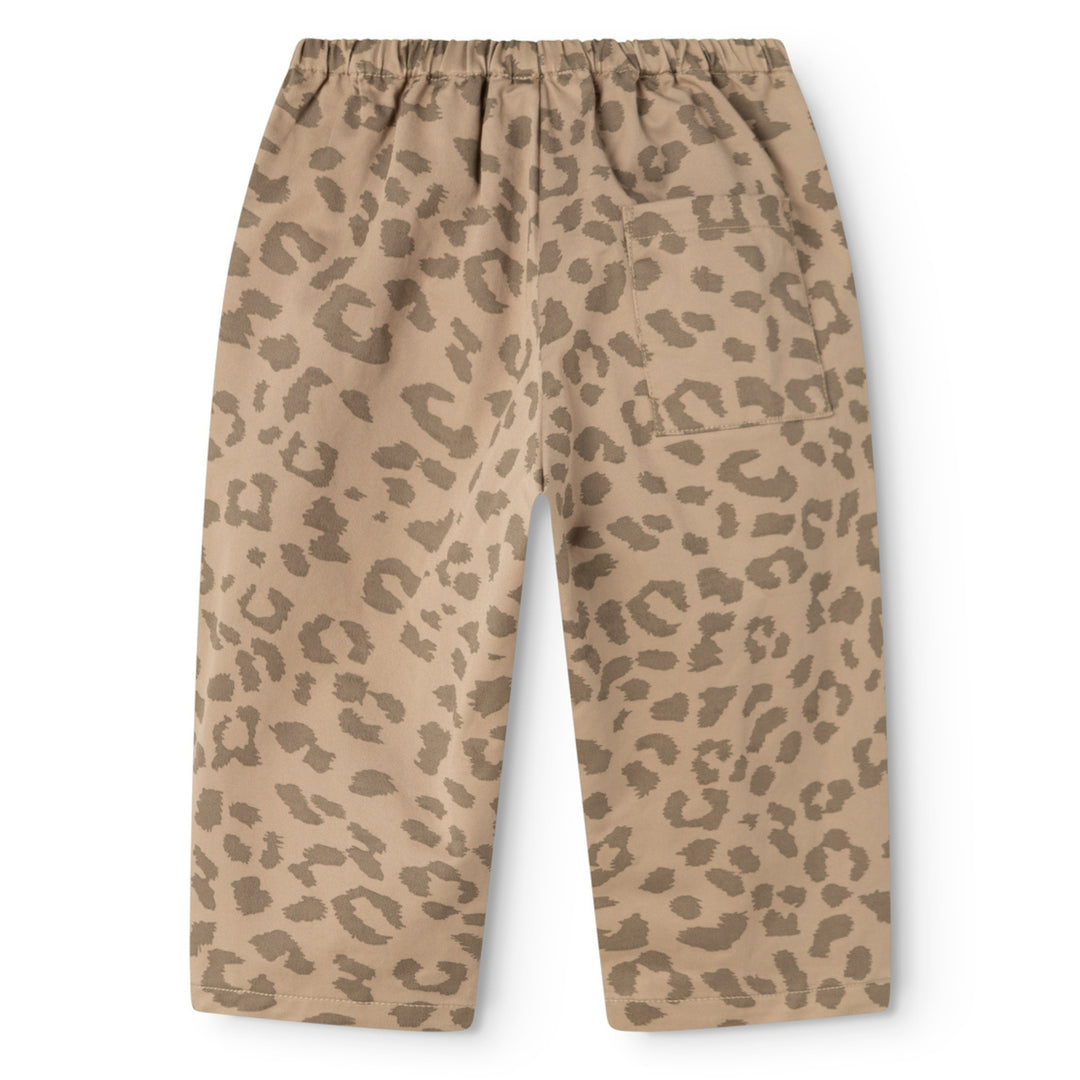 Palle buksur, Washed Leo