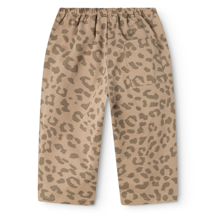 Palle buksur, Washed Leo