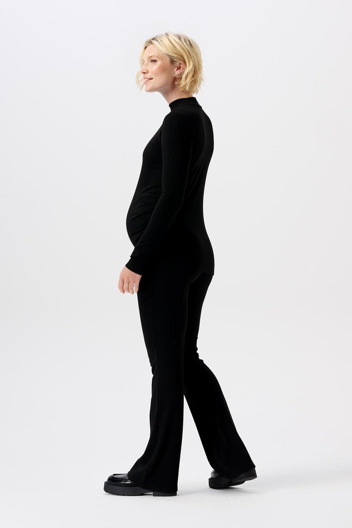 Heja buksur, Black