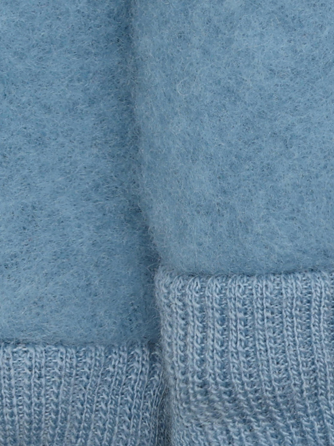 Vøttir, Windward Blue