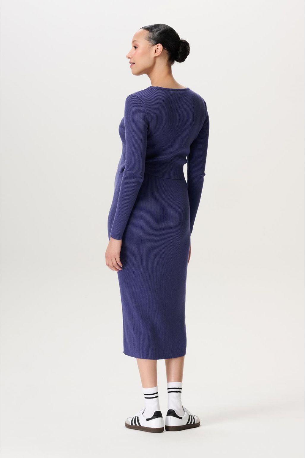 Floro niðurdeilur, Skipper Blue