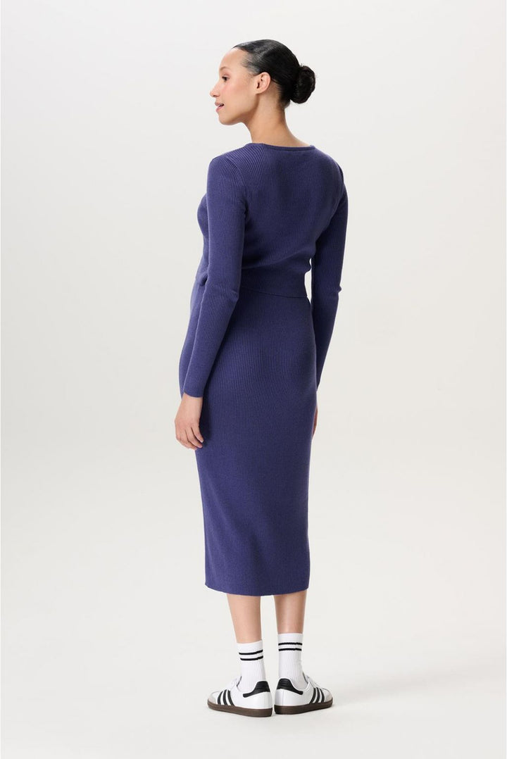 Floro niðurdeilur, Skipper Blue