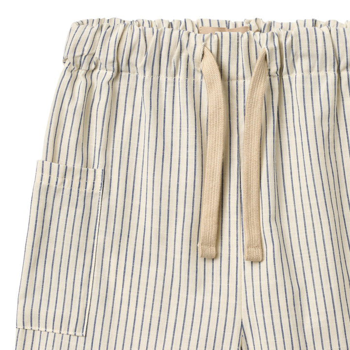 Arne buksur, Blue Stripe