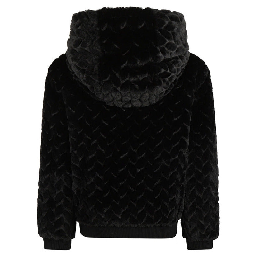 Jakki, Black