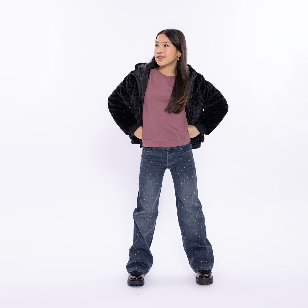 Jakki, Black