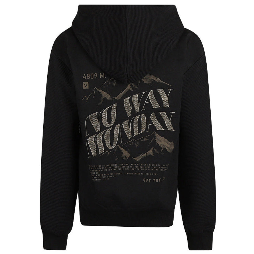 Hettutroyggja, Black