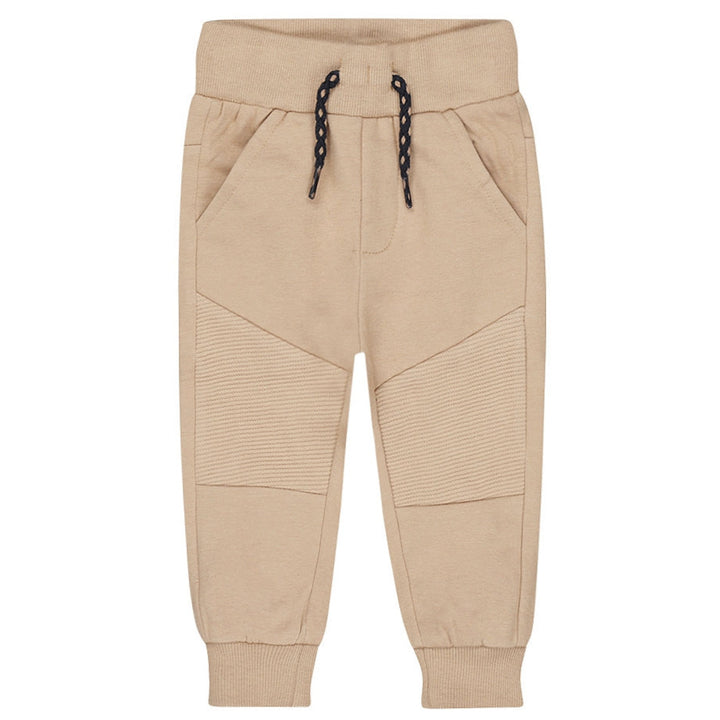 Buxur, Taupe