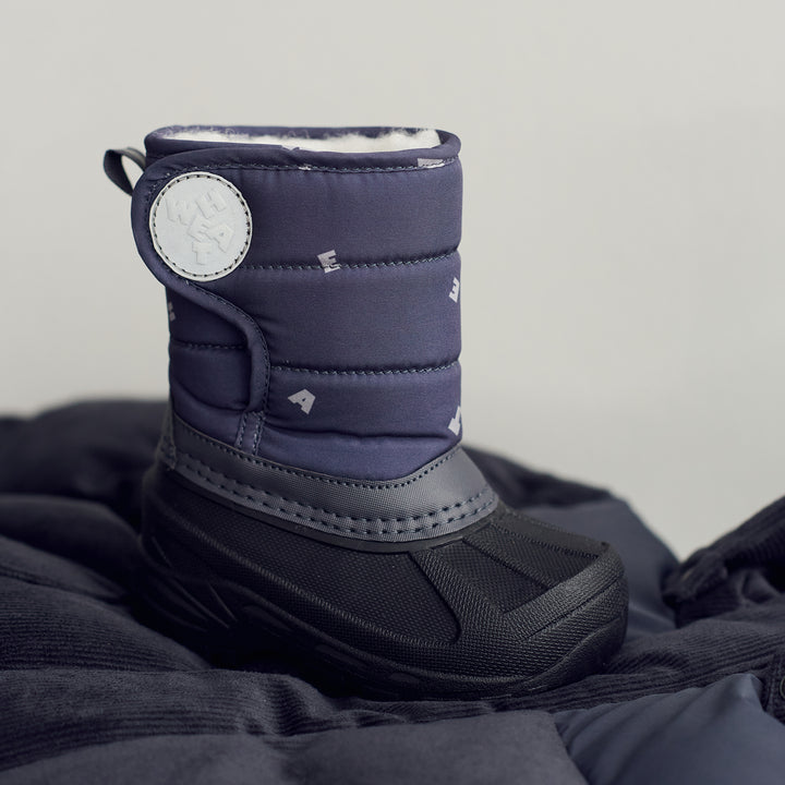 Winty vetrarstivlar, Navy