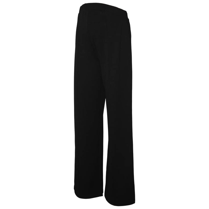 Becky buksur, Black