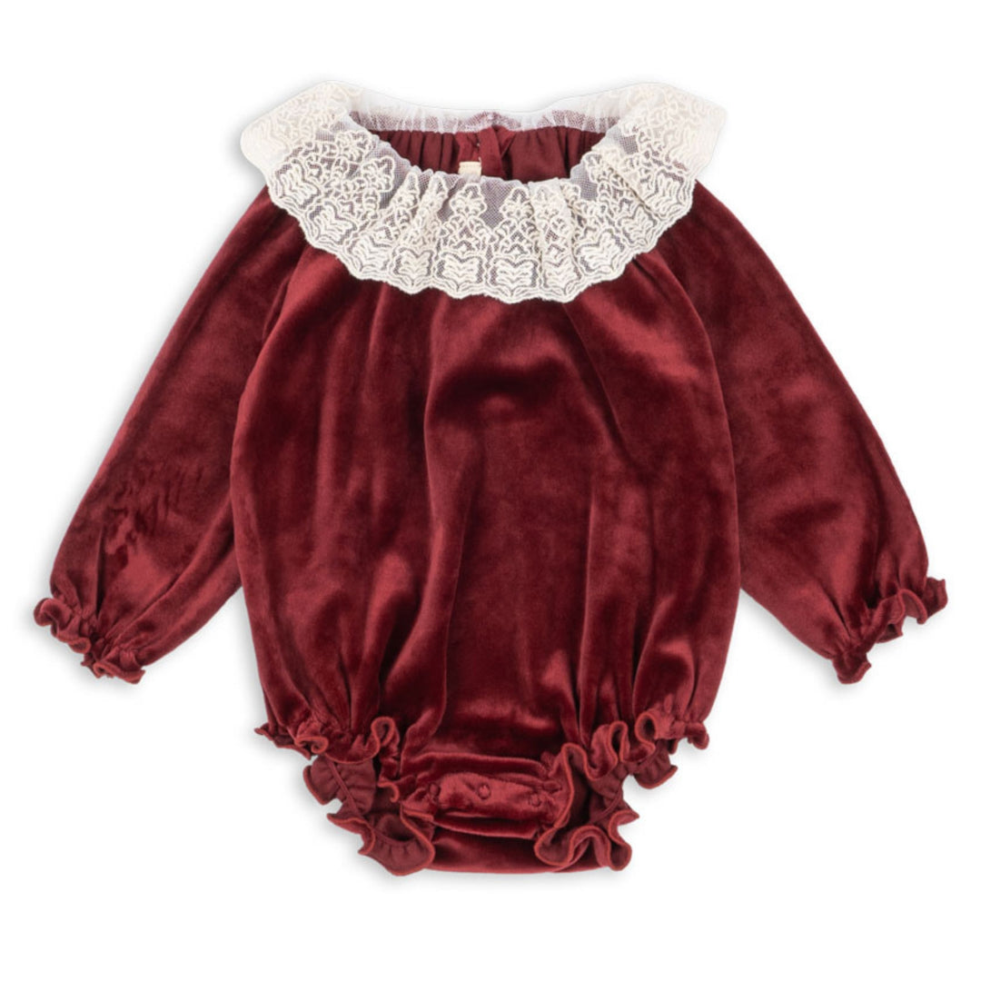 Venola body, Red Dahlia