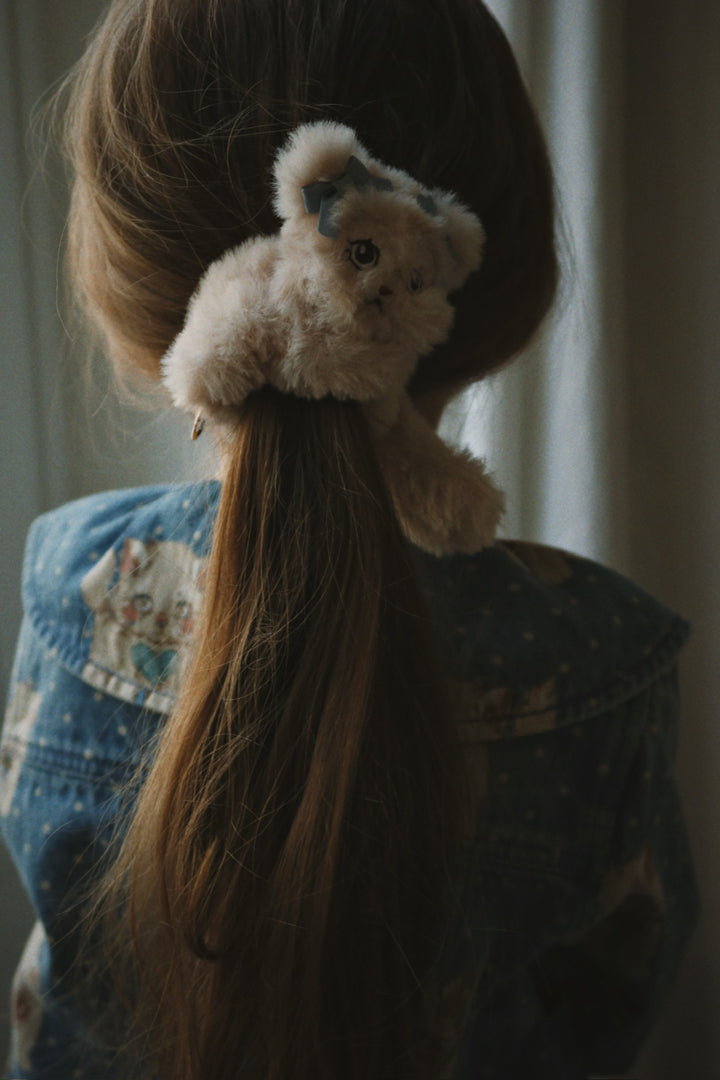 Kitty Furry scrunchy
