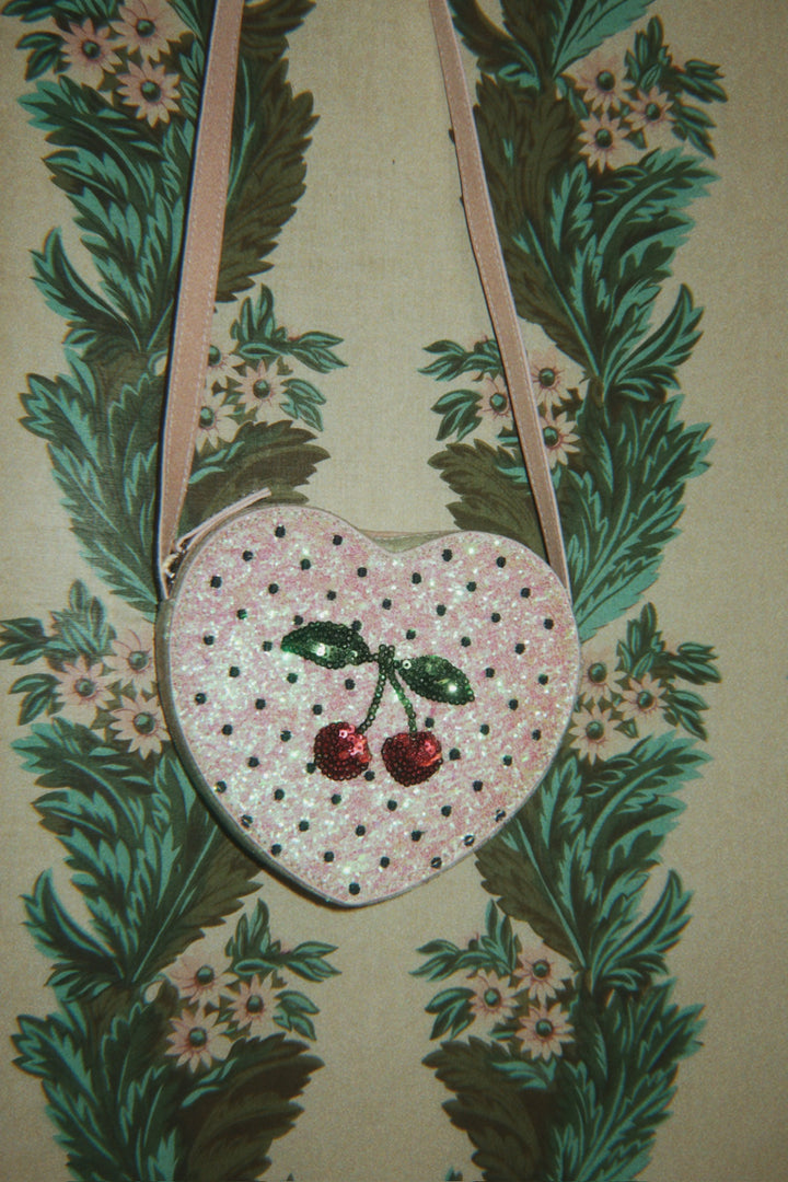 Tut taska, Cherry