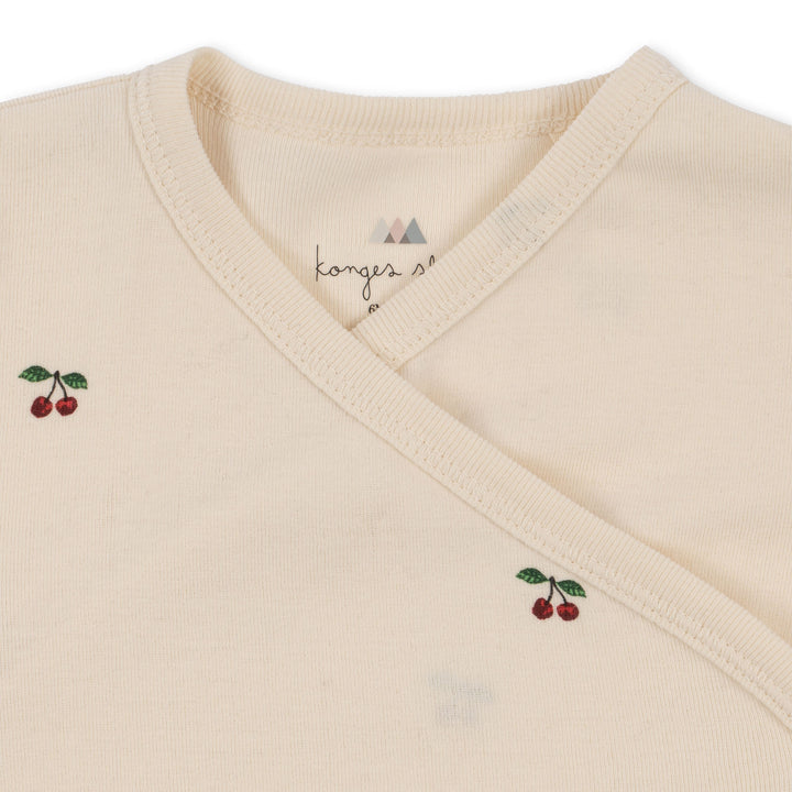 Newborn drakt, Cherry