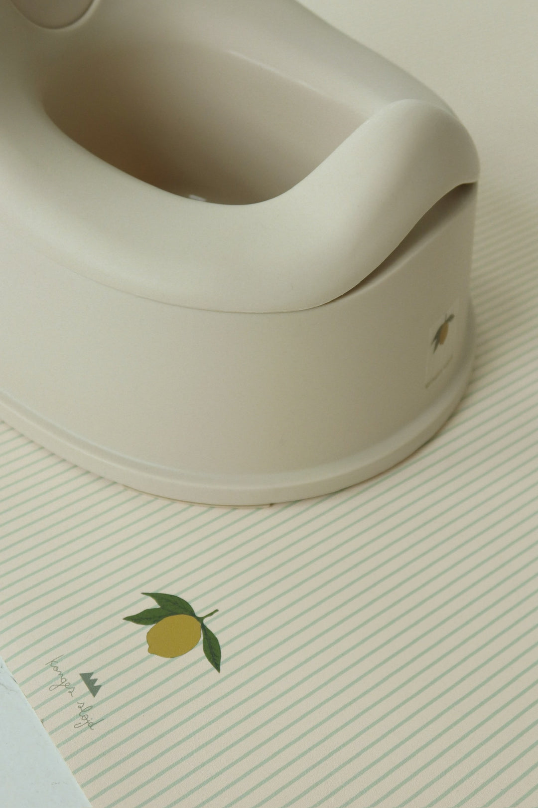 Pottur, Lemon