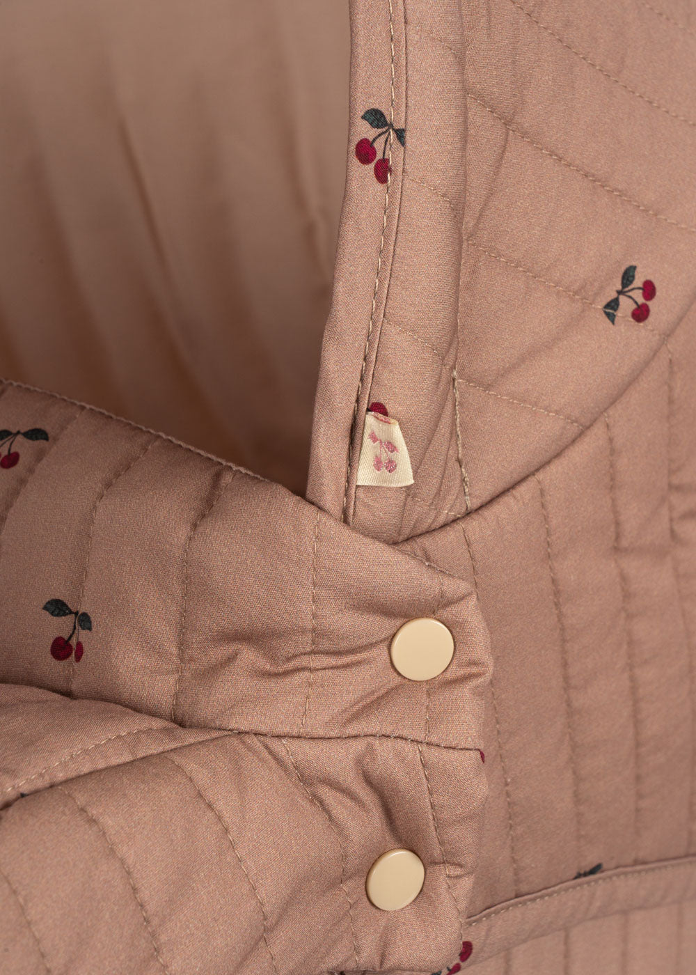 Dukkuvognur, Cherry Blush